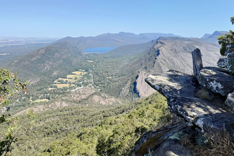 A lookout over the valley in the Grampians National Park